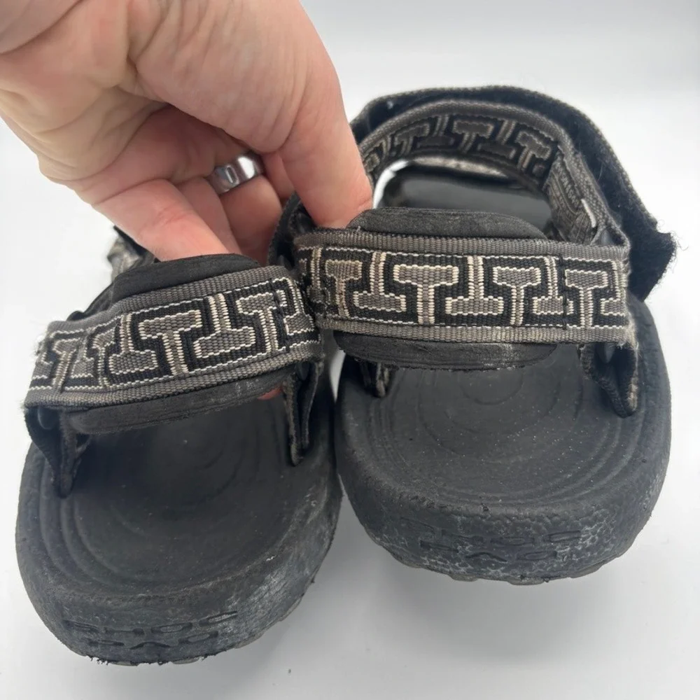 Teva Sandals Men Sz 10 Black Geometric Pattern Hiking Gorpcore